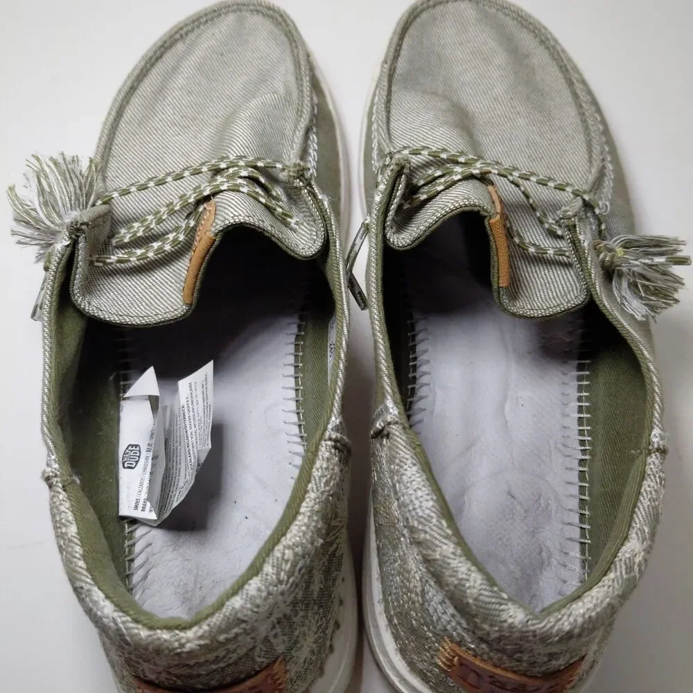 Hey Dude Wendy Funk Embroidered Floral Womens Shoes Sz 8 Green No Insoles